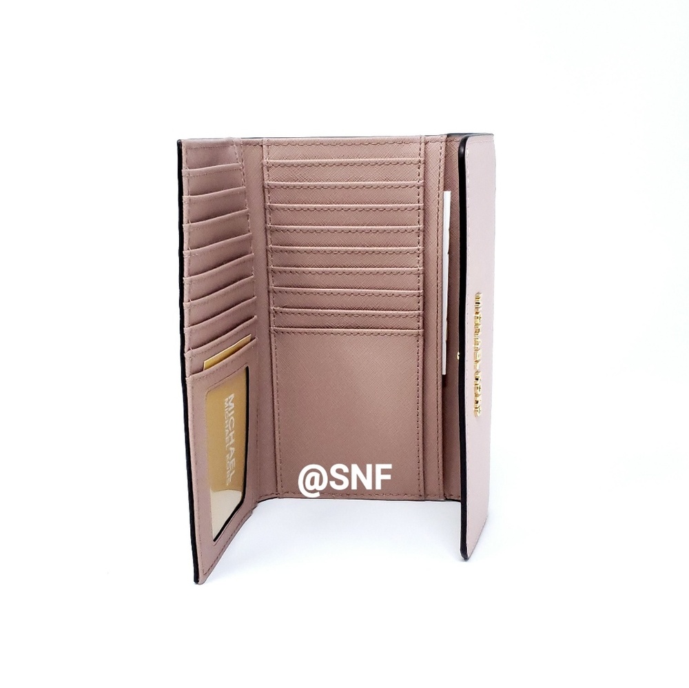 💕LAST ONE💕 Michael Kors Pink Tri Fold Wallet - Picture 3 of 4